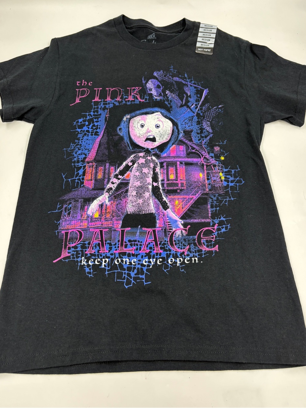 NWT Hot Topic Laika Coraline Pink Palace Graphic Tee M Halloween Shirt M